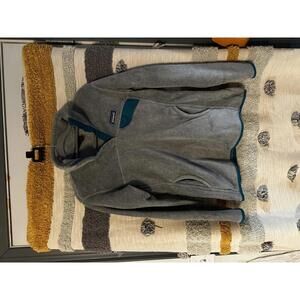 Patagonia Classic Women’s Re-Tool Snap-T® Fleece Pullover - Gray/Teal - Size L